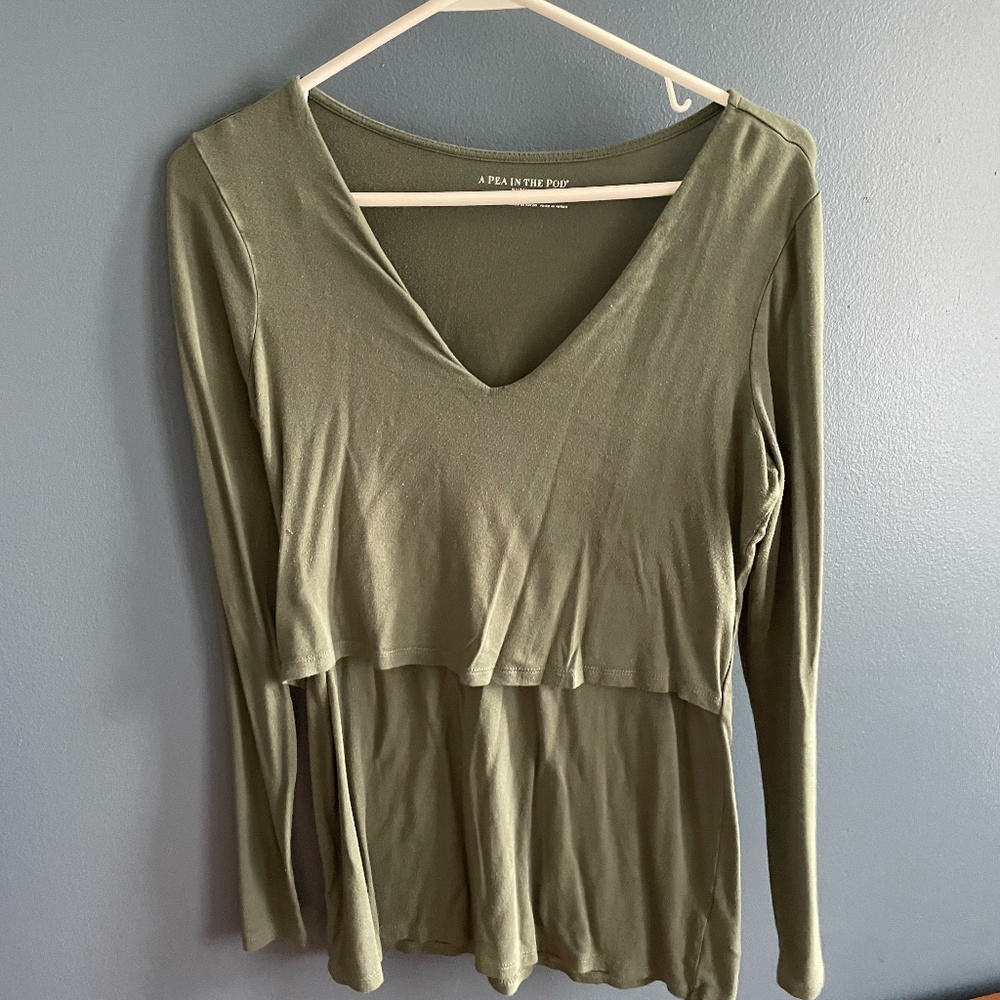 Pea in the Pod Nursing long sleeve